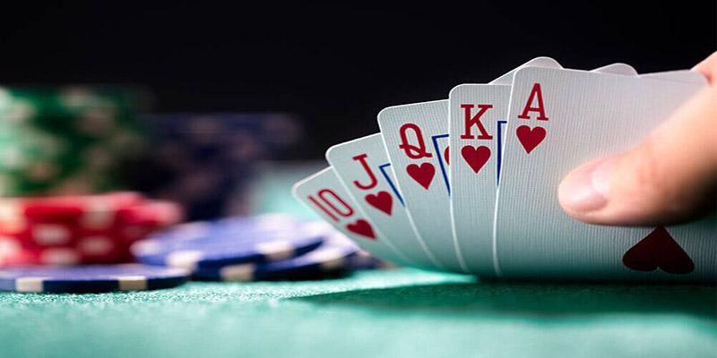 Cách chơi poker online đơn giản và rất dễ hiểu